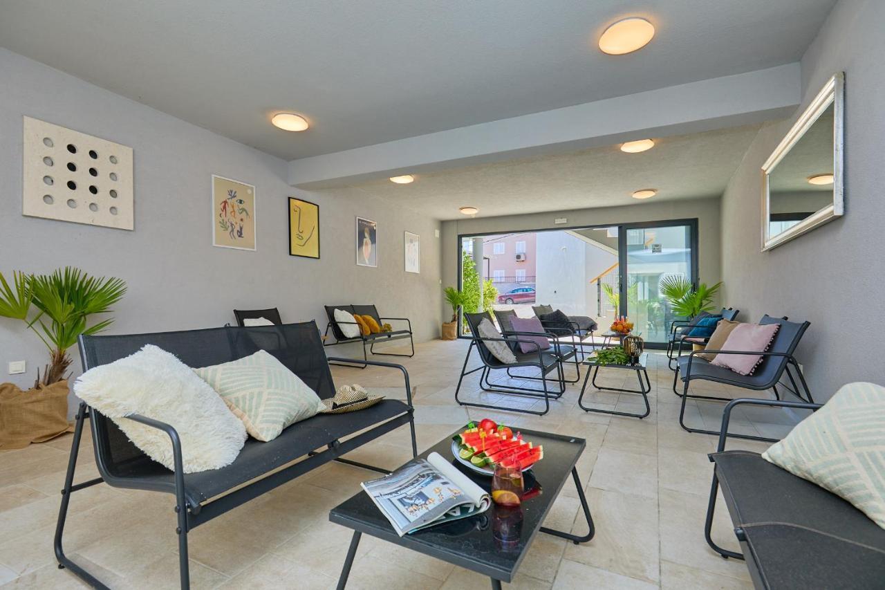 Palm Tree Apartment *